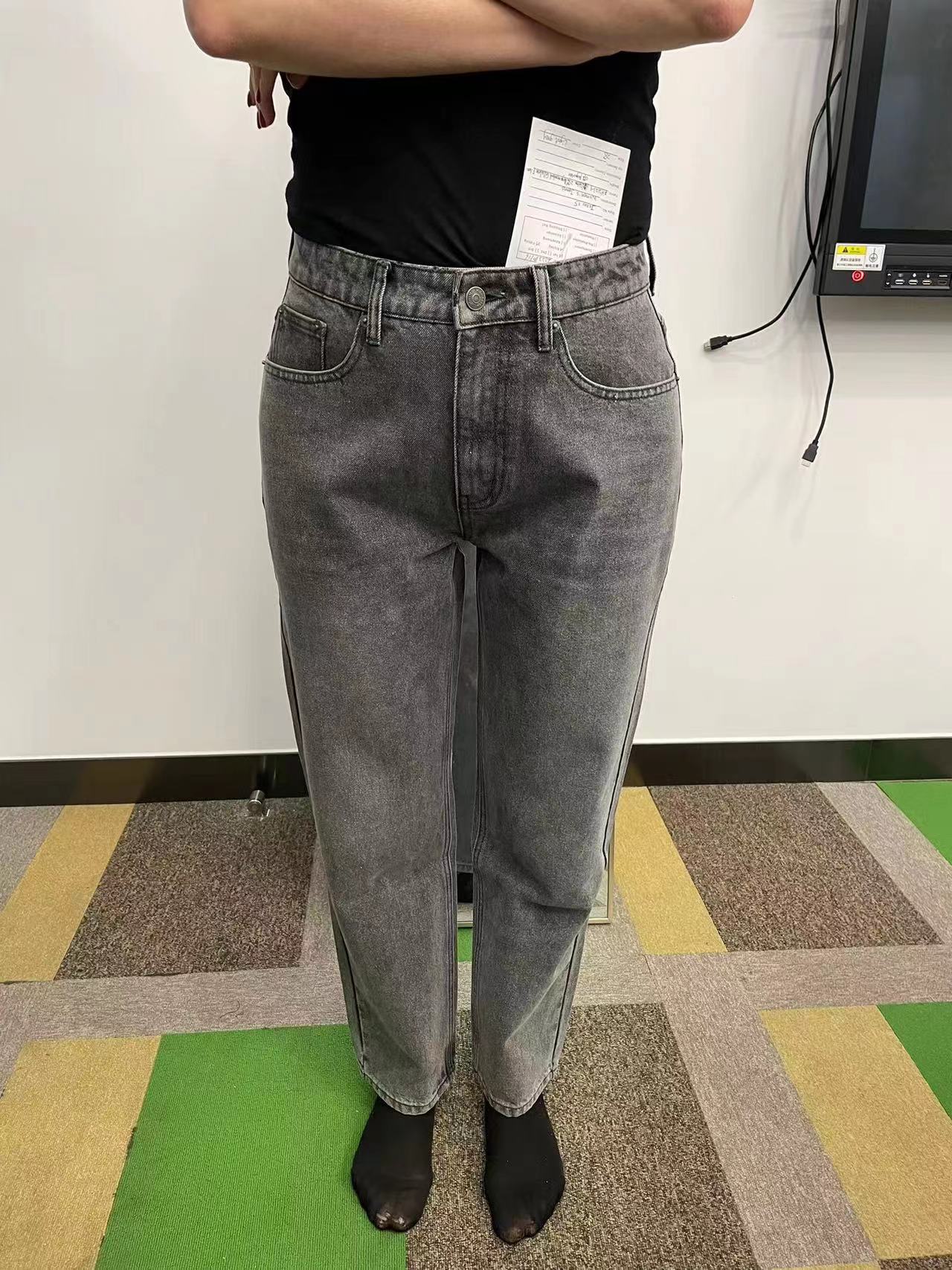 Jeans05 light grey 1st front.jpg